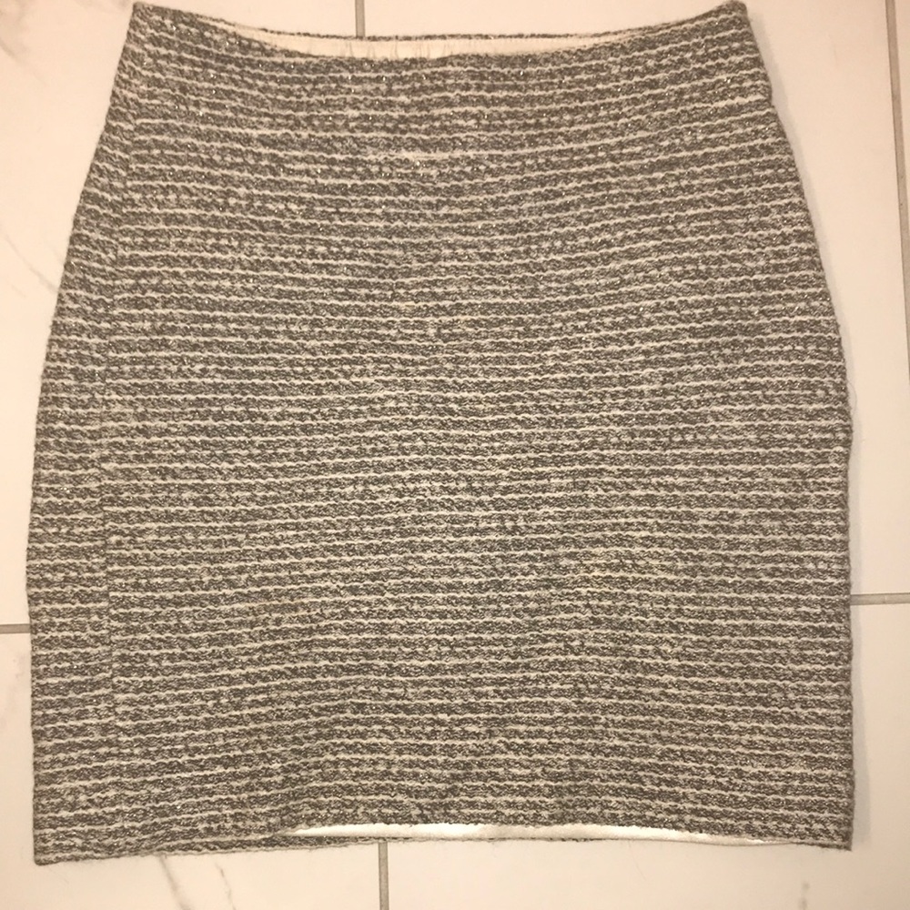 Banana Republic black-white-shimmer knit skirt. OP